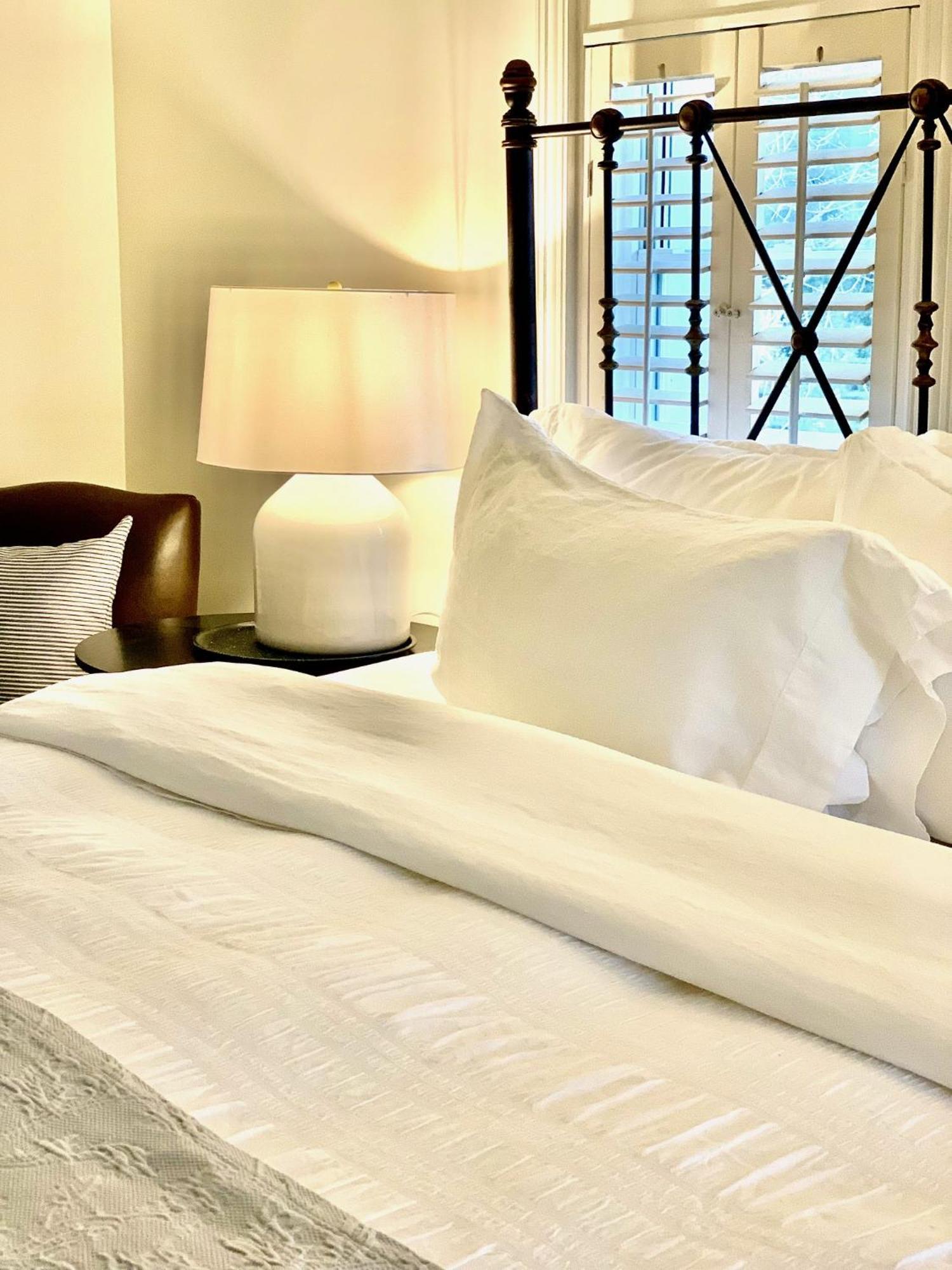 Plantation House Bed & Breakfast Port Hope Bagian luar foto